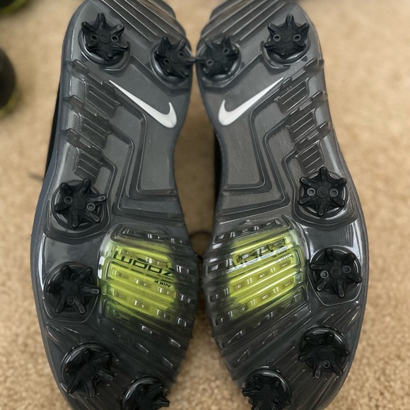 New Mens Nike React Golf Cleats - Picture 3 of 6
